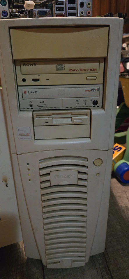 Antec Vintage Gaming Computer Tower. - Image 3 of 4