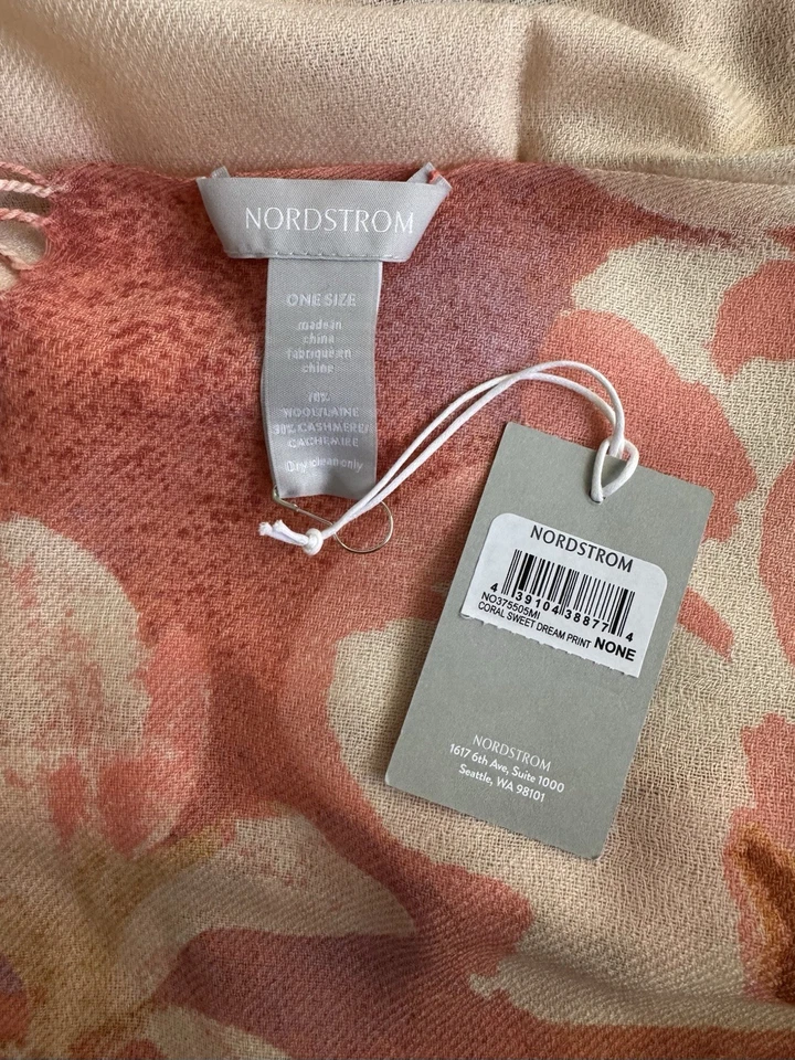 Bufanda envolvente floral de lana y cachemir Nordstrom 74,5x28 nueva con etiquetas Foto 3 de 4
