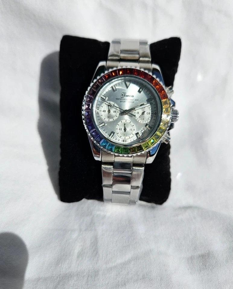 Nuevo en caja Reloj Génova/Strada multifunción arco iris bisel circonita cúbica Foto 3 de 4