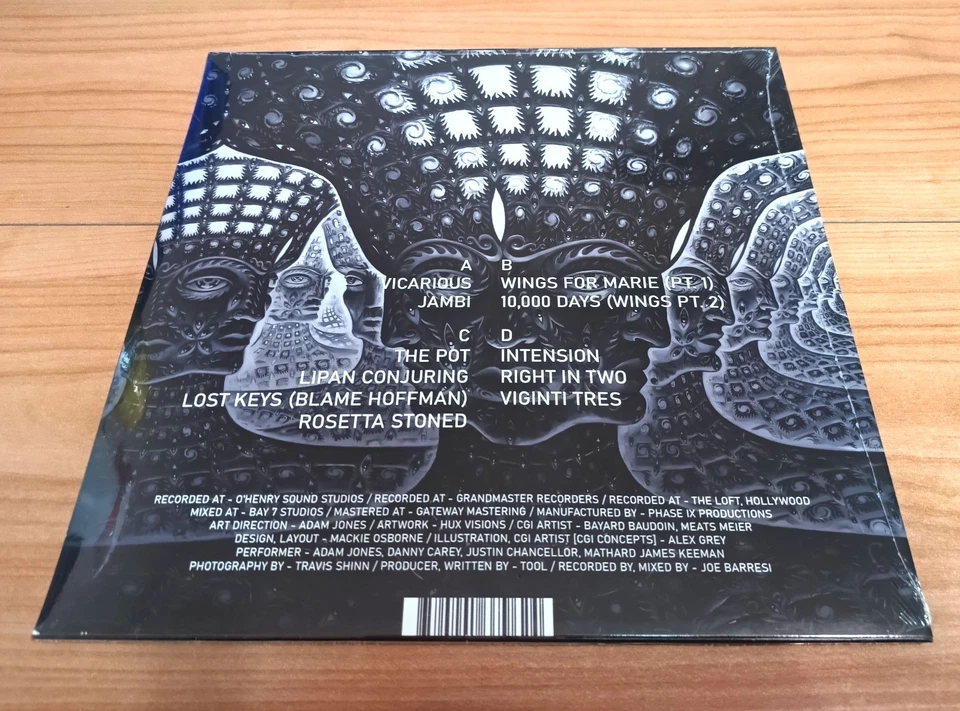 Tool - 10,000 Days (2x Colored LPs) + Magnet - Image 4 of 4