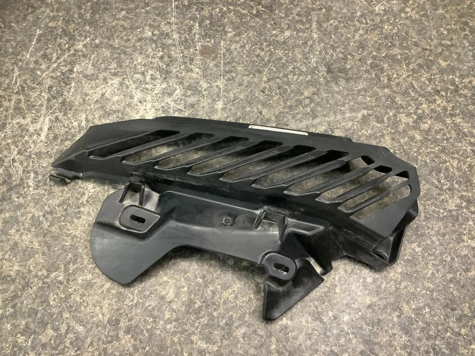 2021 Ski Doo ACE Renegade MXZ 600 Right Vent Panel 93I - Image 2 of 2