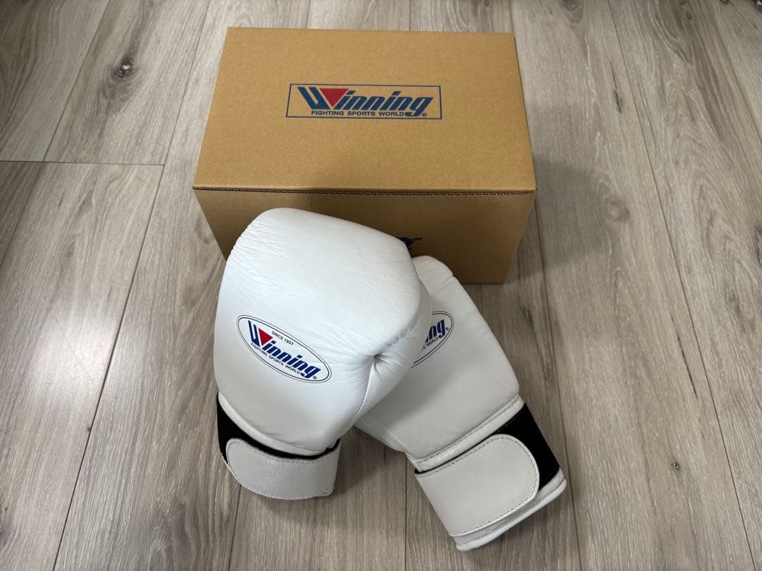 Winning Boxing Gloves 8 oz MS200B White Pro Tape Type Japan Mint