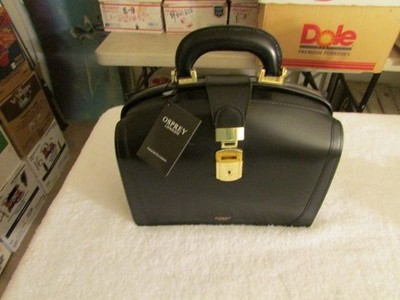 New Osprey Woman's Leather Business Bag London