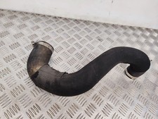 Audi Q5 SQ5 2018 Benzin Schlauch Leitung Ladeluftkühler 80A145738A ALM46708 Audi Q5 SQ5 2018 Benzin Schlauch Leitung Ladeluftkühler 80A145738A ALM46708