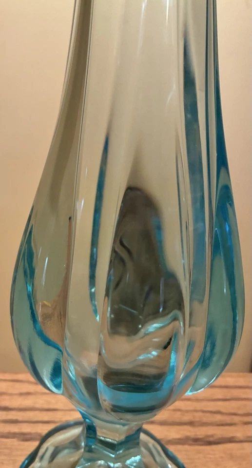 Vintage LE Smith Swung Glass Vase Blue - Image 4 of 4
