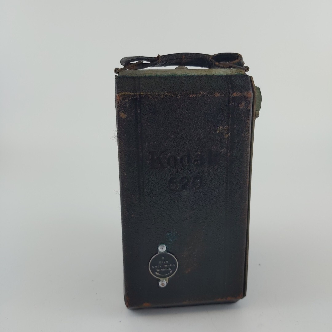 Kodak 620 Folding Camera w/ Anastigmat 105mm f/4.5 Lens | eBay Kodak 620 Folding Camera w/ Anastigmat 105mm f/4.5 Lens | eBay