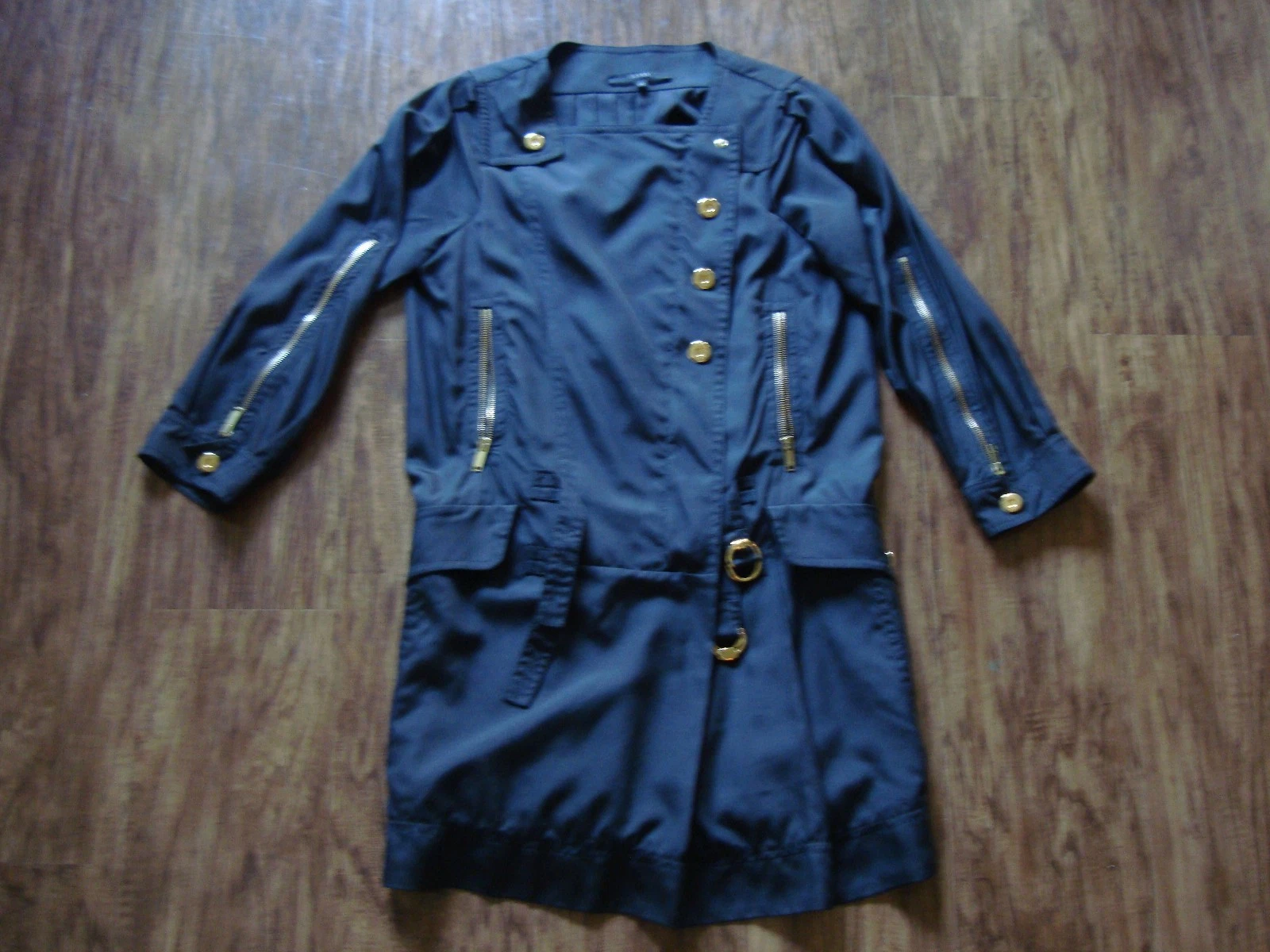 Robe GUCCI noire 100 % soie boutons or moyen M 42 fabriquée en Italie