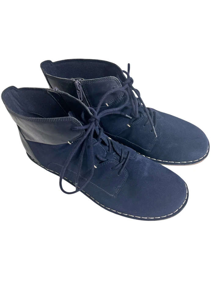 Женские сапоги Clarks модель Desert на лодыжке замшевые синие сбоку на молнии на шнуровке 60902765 размер США 10 М - Изображение 2 из 4