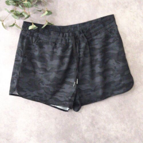 Kyodan Activewear Shorts Damen XL Taschen leicht schnelltrocknend schwarz Camouflage