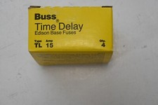 Bussmann Box Of 4 Fuses TL 15 125 Volt 15 Amp Time Delay Dual Element Tron TL15