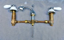 Chicago Faucets Bathroom Faucet, Chrome Plated Brass, Ceramic