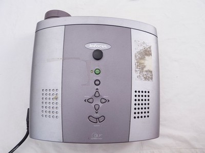 InFocus LP530 DLP LCD Projector 1024x768 XG W/Remote & Carrying Case 609 Lamp