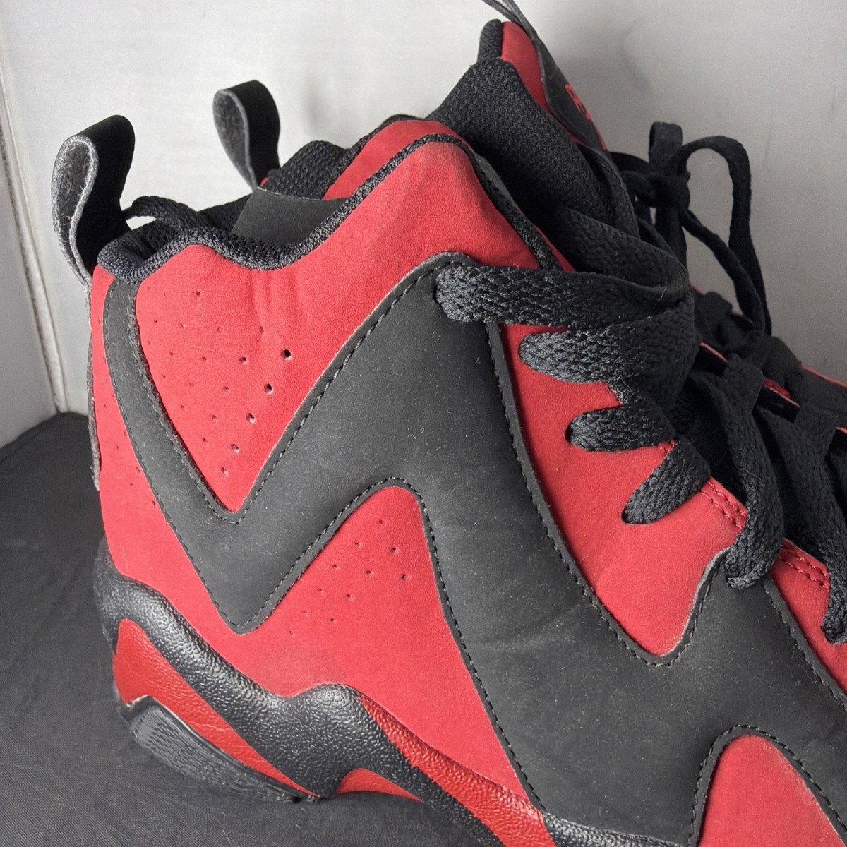 Reebok Kamikaze II 2 Mid Shawn Kemp Black/Flash Red Chicago Bulls
