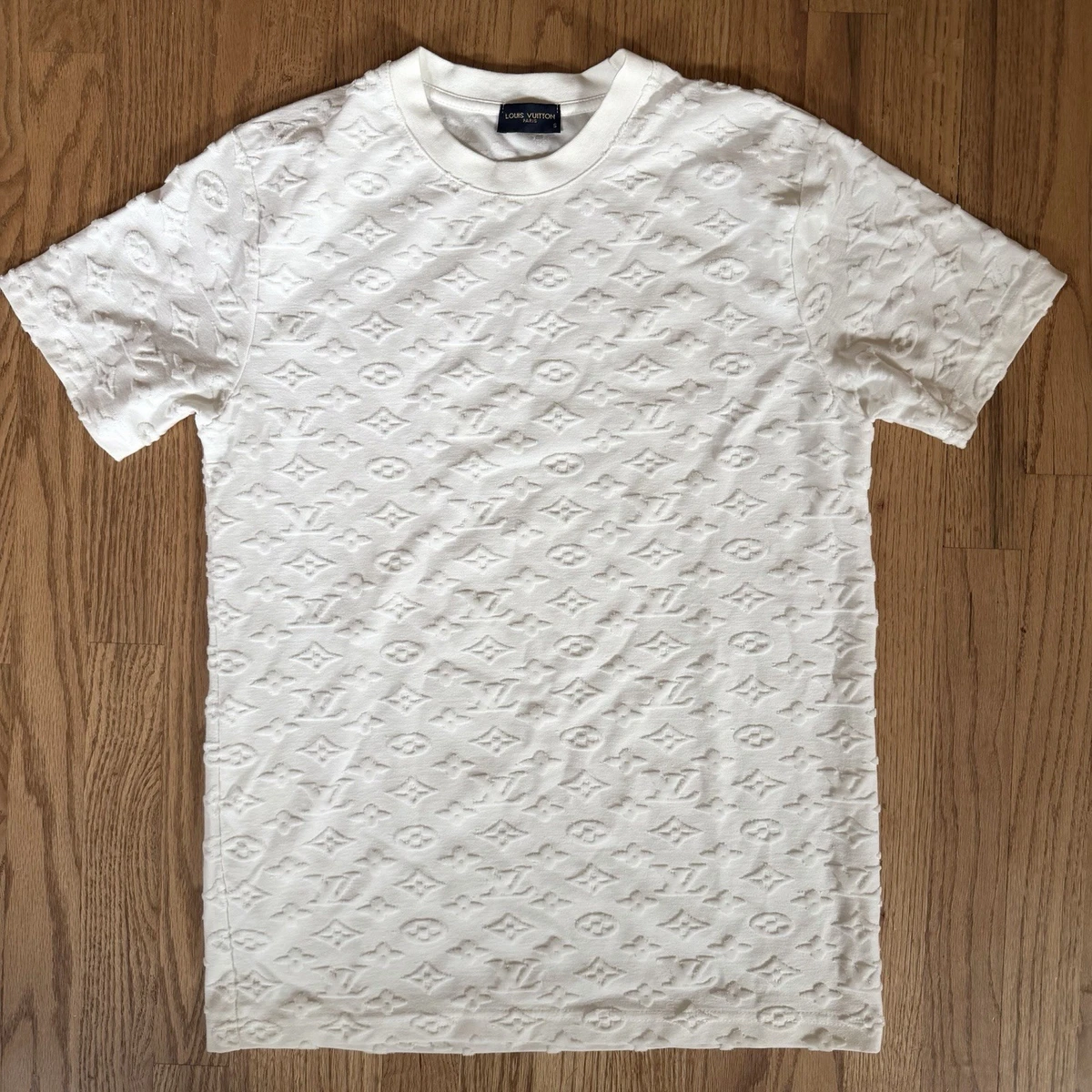Louis Vuitton White T-Shirts for Men Just Listed 2026