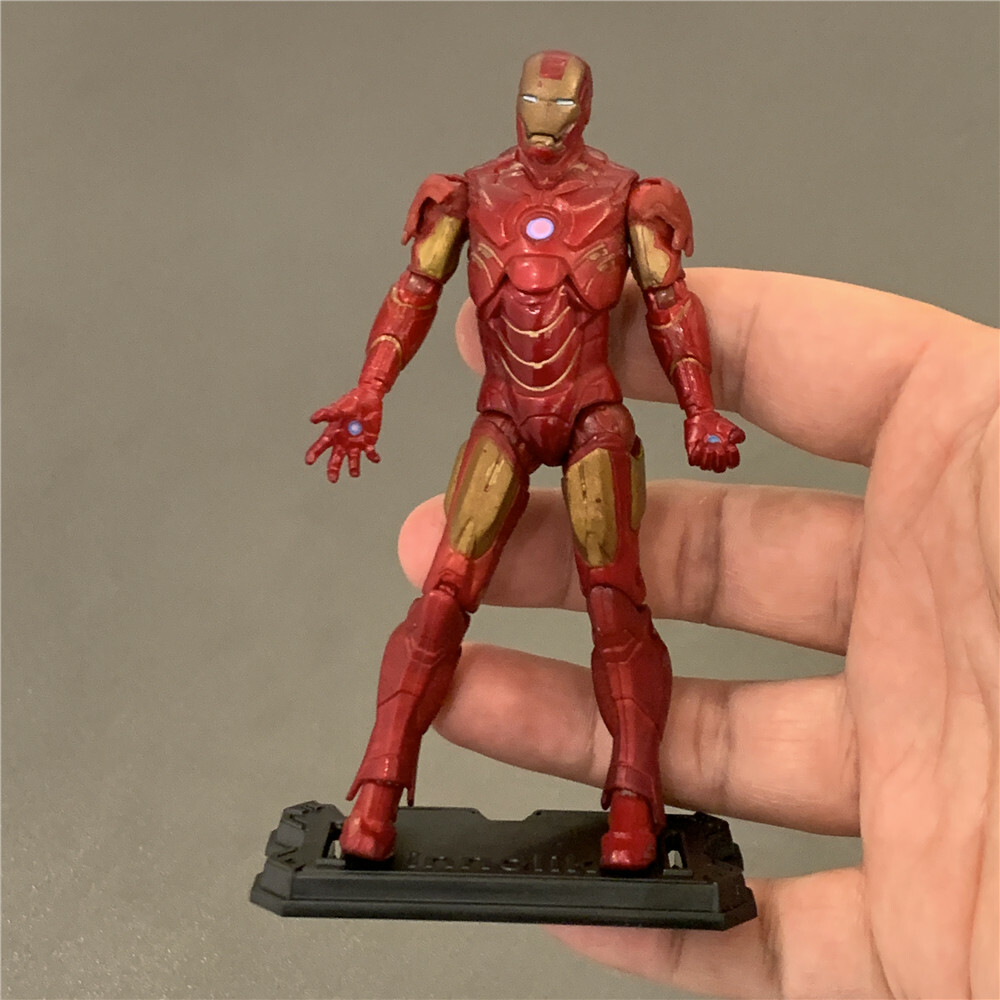 【中古】「未使用品」Captain America 3 - Iron Man [並行輸入品] 2Pcs Marvel Universe Legends 3.75