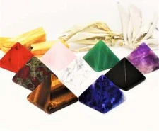 CRYSTAL PYRAMID - Small 30mm Polished Meditation Altar Decor Grid Chakra Wicca