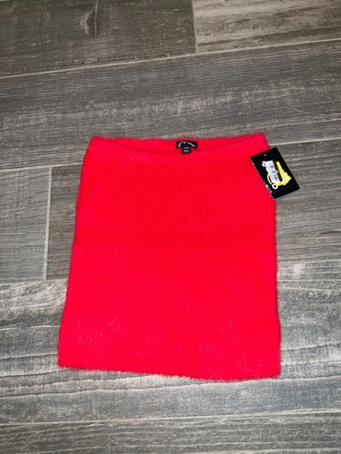 Art Class Target Girls’ Fuzzy Ribbed Sweater Skirt - Red size 8 Medium Brand NEW - Picture 2 of 3