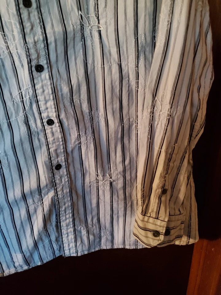 Structure  XXL Men's Embroidered Y2K? White Long Sleeve Button Up Striped Shirt - Image 4 of 4