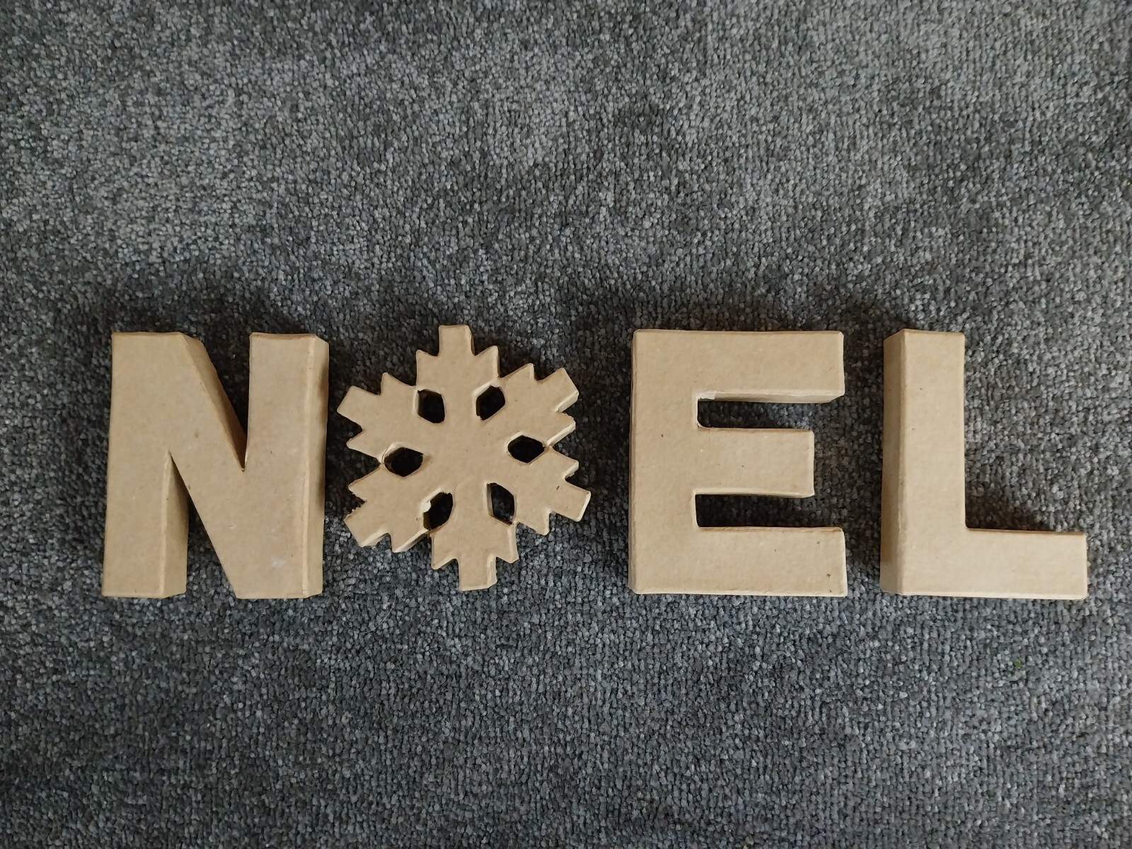Mache  ""NOEL""  10cm 3D letter Christmas decoration box kit