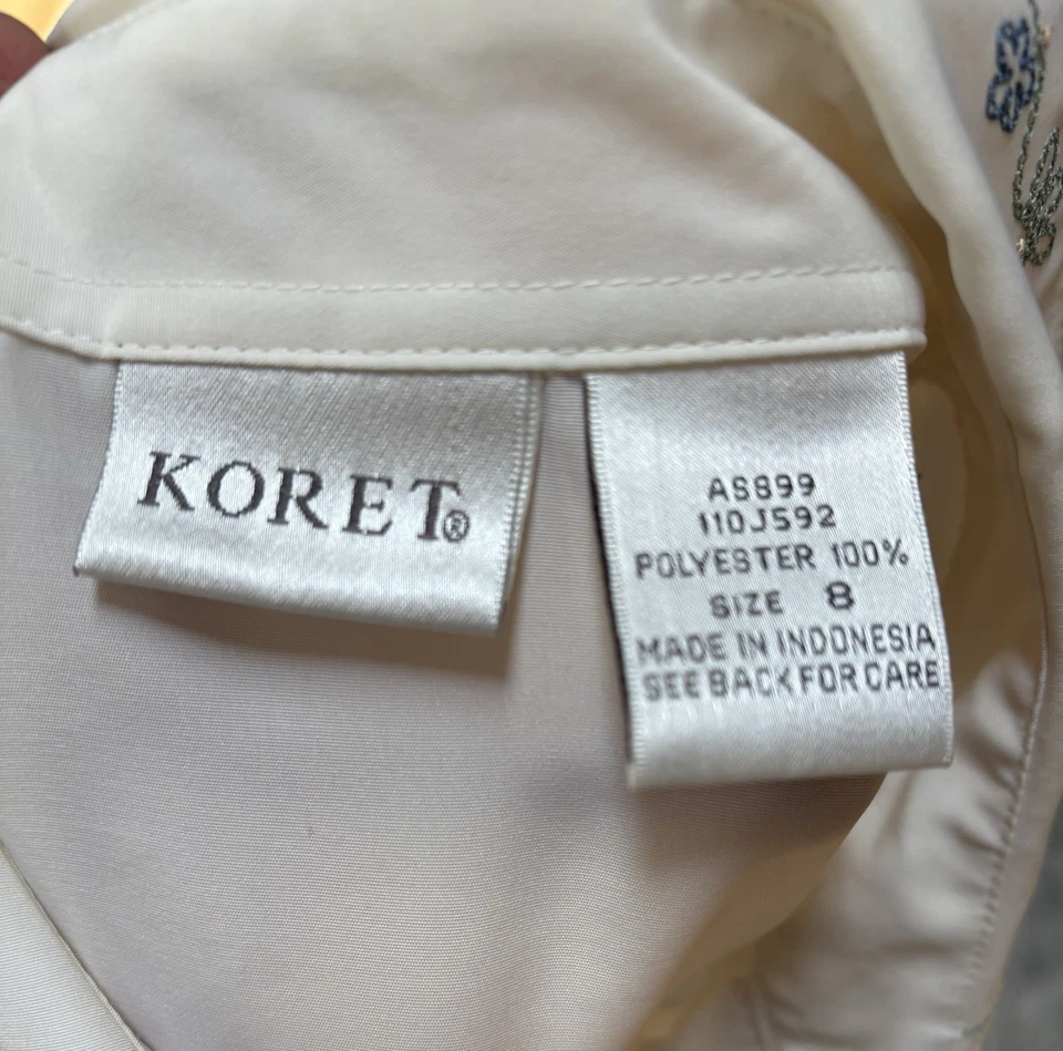 Koret Vintage Button Up Long Sleeve Embroidered Collar Cream Blouse Size 8 - Image 4 of 4