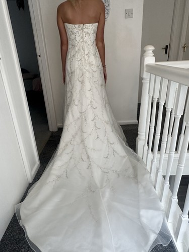 Mori Lee Wedding Dress, Size 12/14, Ex-Sample, Great Condition - Picture 4 of 4