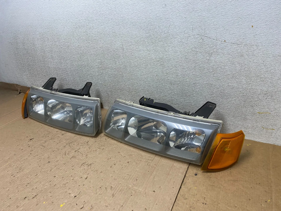 Juego de faros laterales izquierdo+derecho Saturn Vue 2002 2003 2004 OEM U9572 DW Foto 2 de 4