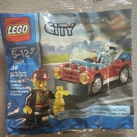 Lego City 30221 Fire Car 36 pcs Firefighter Minifig Polybag Retired Set 2013 New