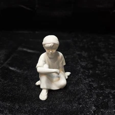 Vintage 1993 Lenox Nativity Bone China Figurine The Children Of Adoration Boy