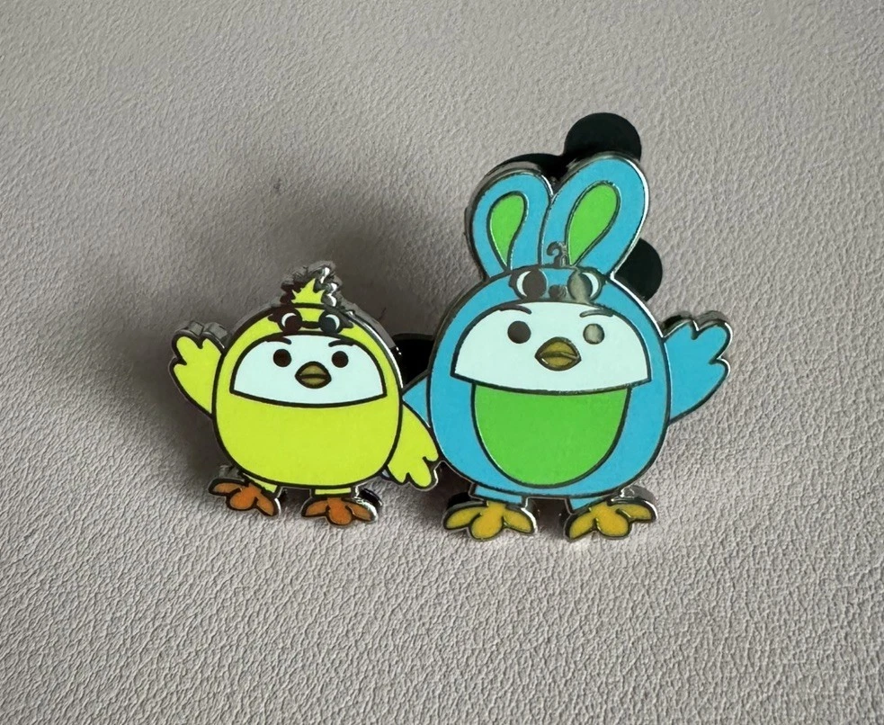 2026 Shanghai Disney Al's Toy Barn Mystery Pin LR - Toy Story - Ducky With Bunny