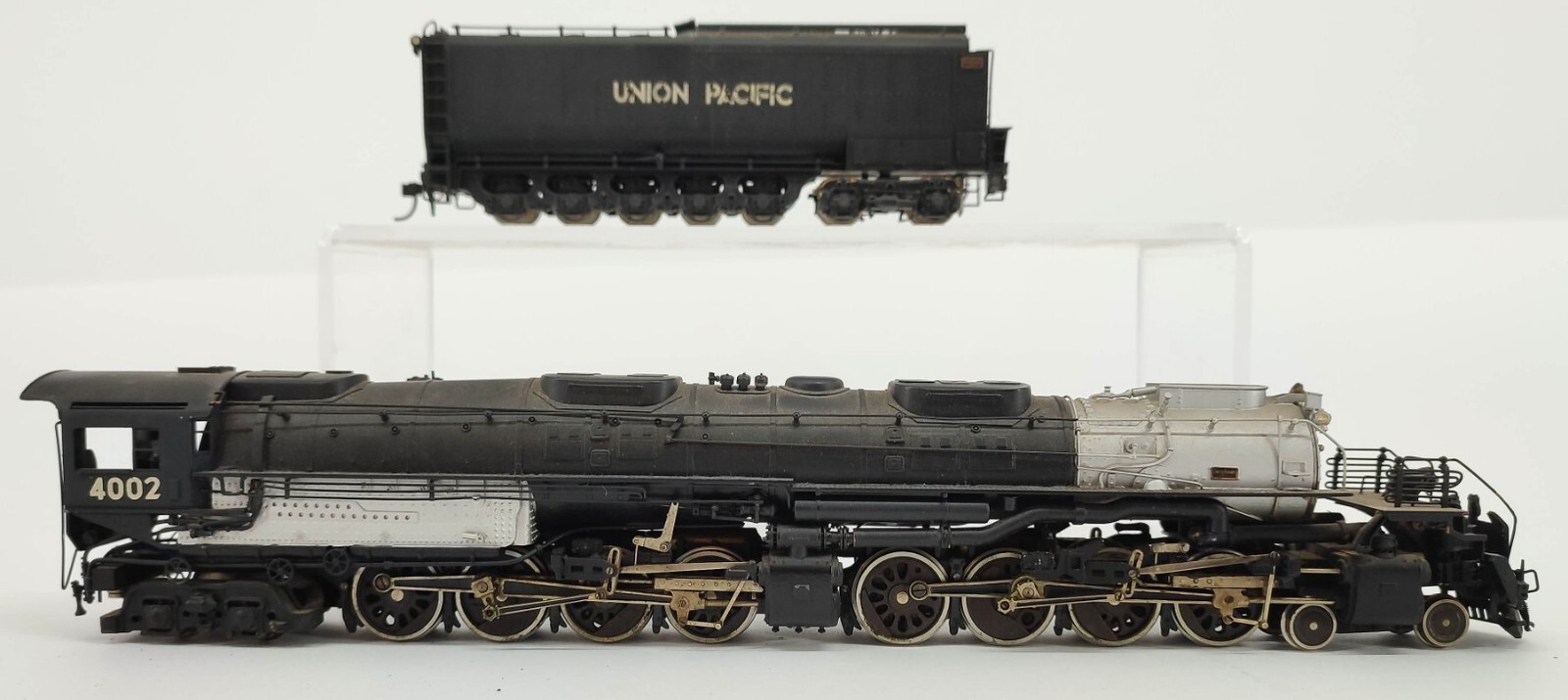 PFM Tenshodo Union Pacific 4002 HO Scale Big Boy Steam and