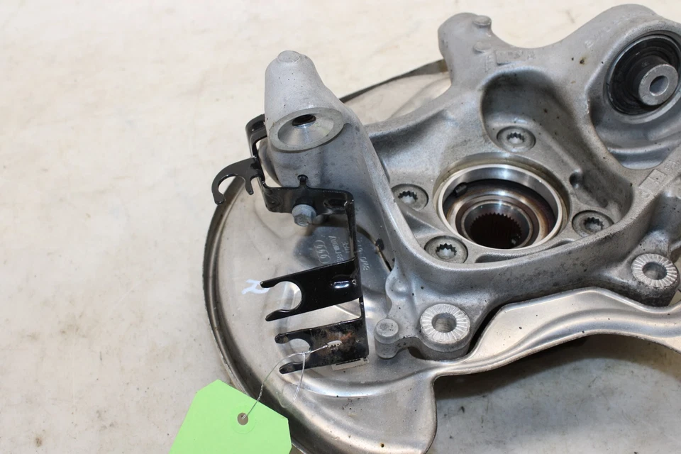 Задний правый кулак/шпиндель 2017-2024 Audi A4 S4 от оригинального производителя IX150 - Изображение 4 из 4