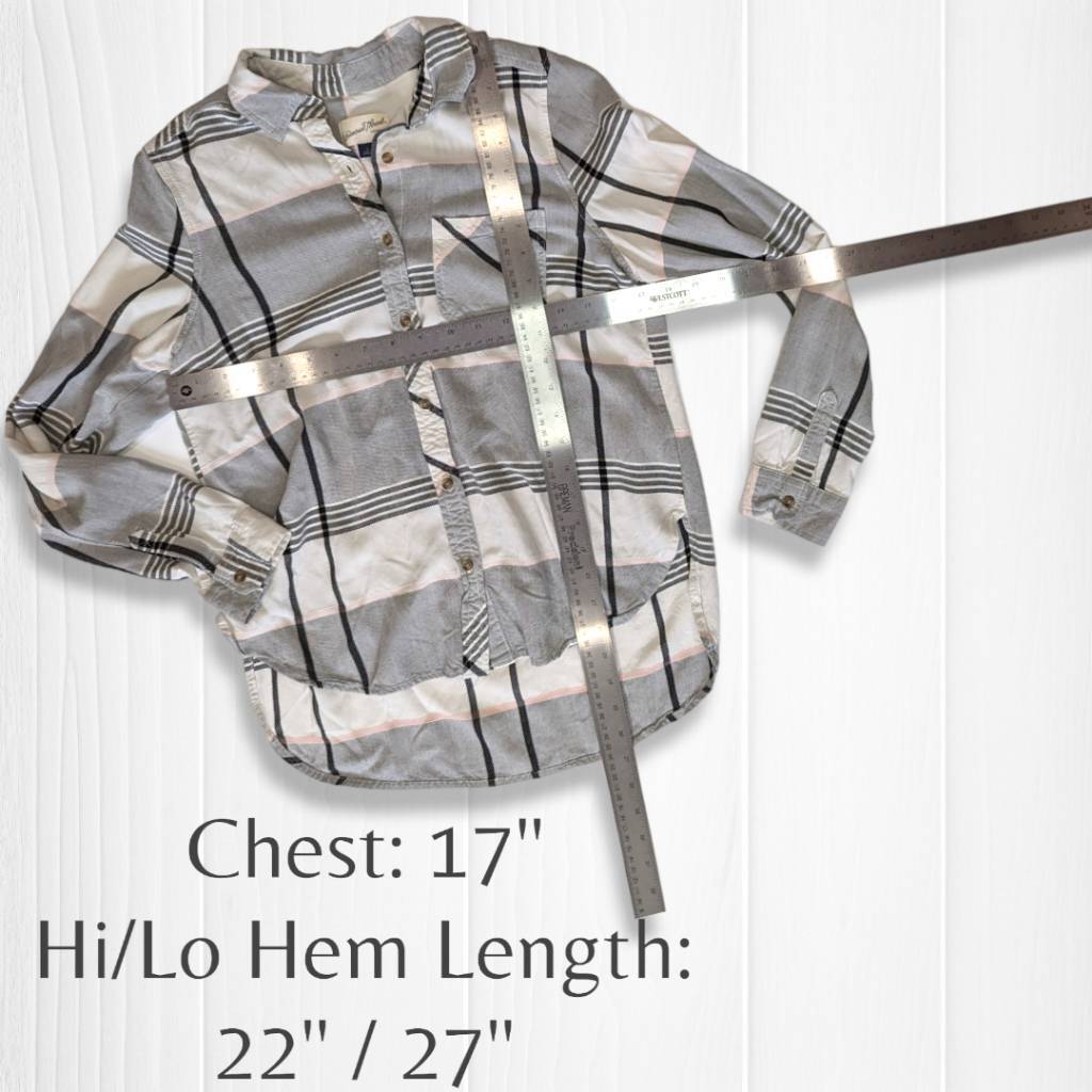 Universal Thread Tops Button Down White and Gray … - image 6