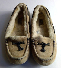 UGG Dakota Moccasin Slipper for Women - Size US 7 - Brown