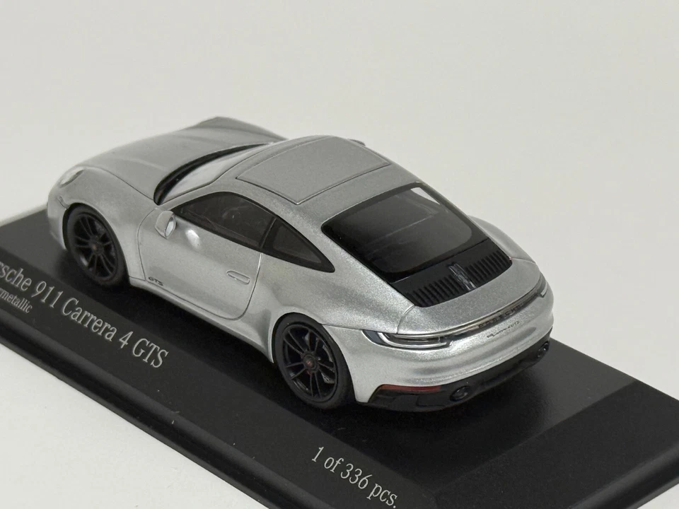 1/43 Minichamps Porsche 911 (991.2) GT3 de 2018 en plata 410 067422 BK153 Foto 2 de 4