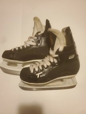CCM 651 Tacks Ice Skates.
