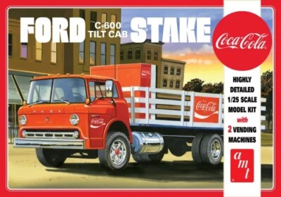 AMT/MPC AMT1147 - 1/25 Ford C600 Stake Bed w/Coca-Cola Machines - Neu