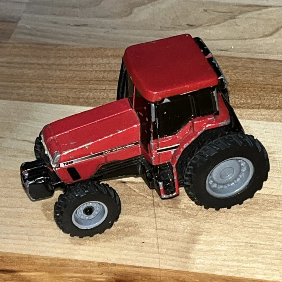 Case International 7240 RedTractor Farm Equipment Diecast - See Description - Image 3 of 4