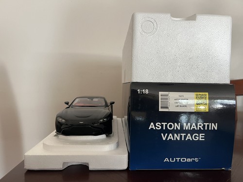 Autoart 1/18 Aston Martin Vantage (RHD) - Picture 5 of 5