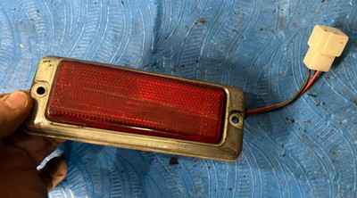 1971-1978 MAZDA RX3 808 DRIVER LEFT REAR MARKER LIGHT LAMP LH SAE P1 A71 NBL2