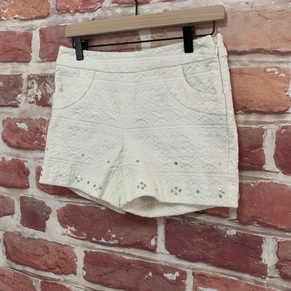 Shorts Anthropologie Elevenses Feminino 2 Branco Boho Chique Bordado com Zíper - Imagem 2 de 4