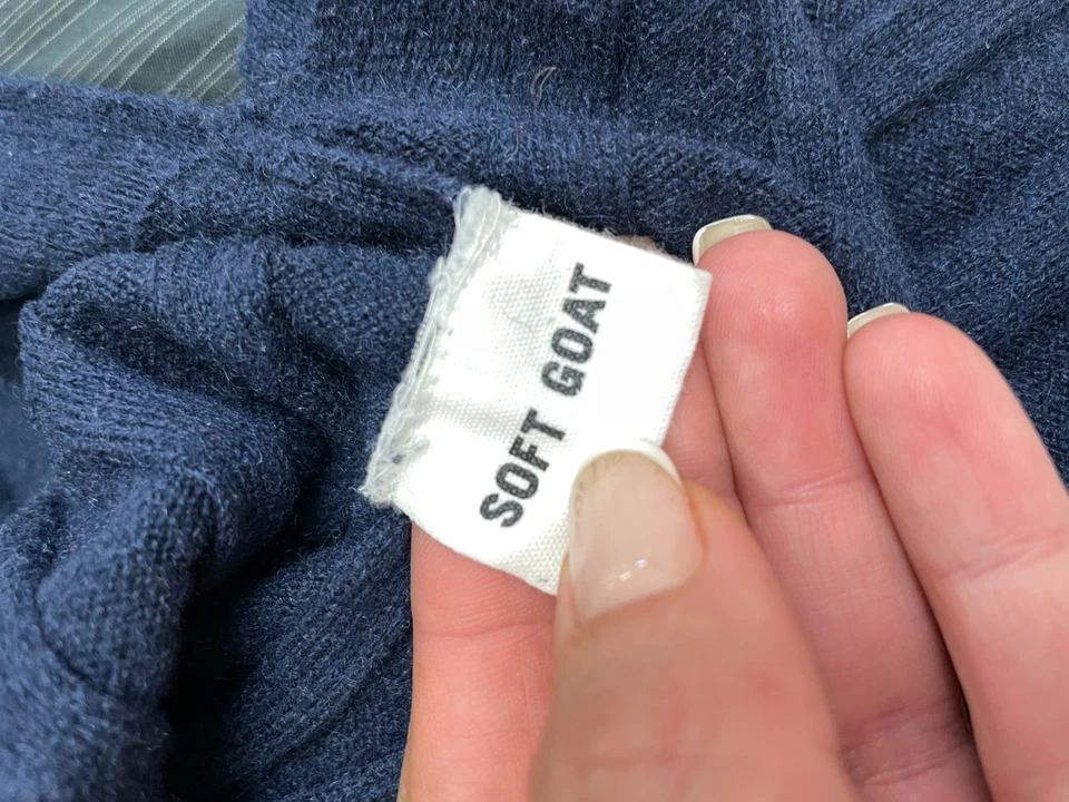 SOFT GOAT Gr. S 100% KASCHMIR Kleid Strickkleid Blau Schlitz Midi Wadenlang - Bild 3 von 4