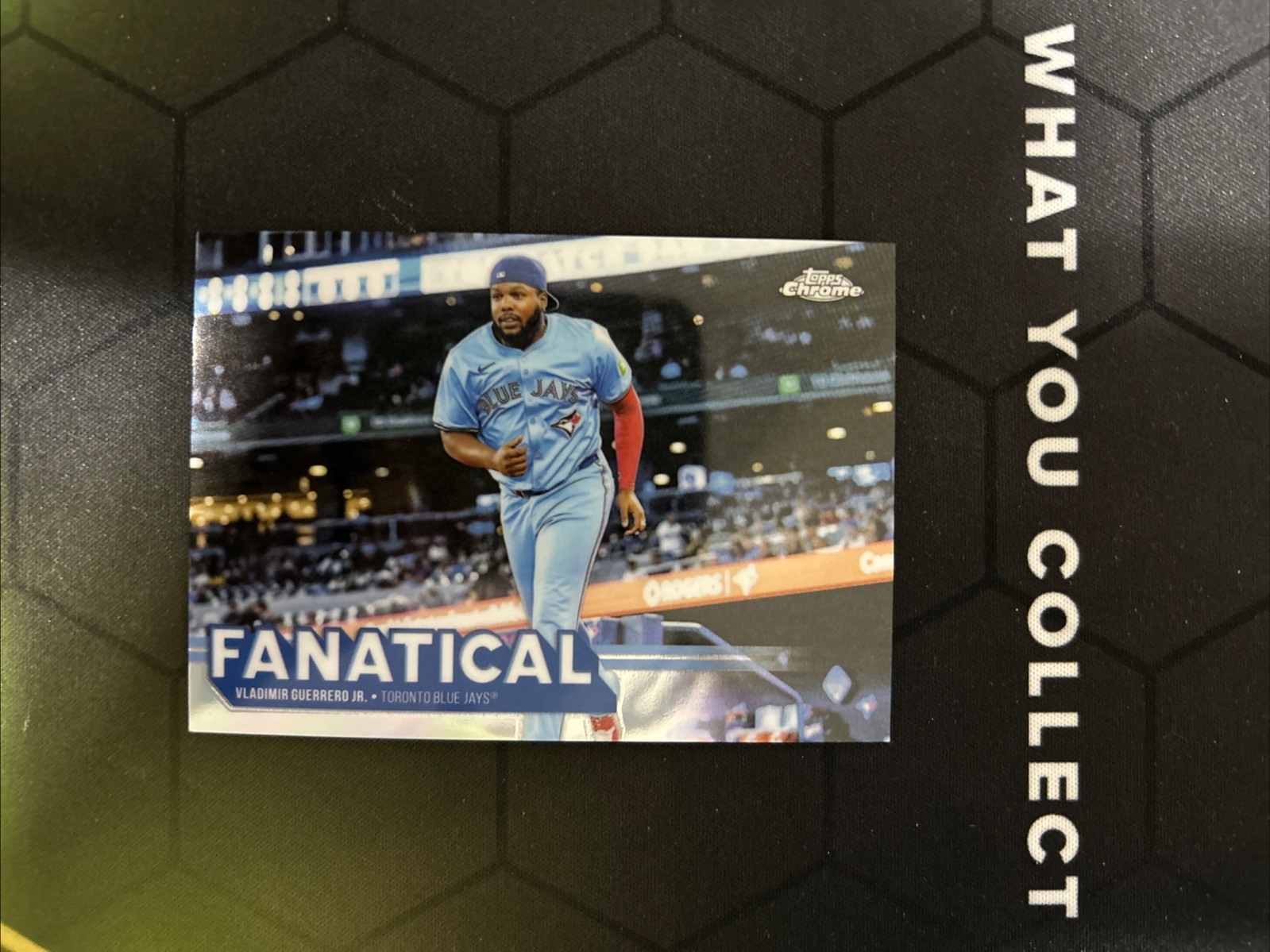 2025 Topps Chrome Fanatical Vladimir Guerrero Jr. (#FAN-3) Blue Jays SP