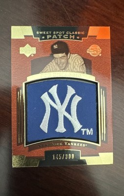 2004 Upper Deck Sweet Spot Classic - Team Logo Patch Joe DiMaggio #SSP-JD /300