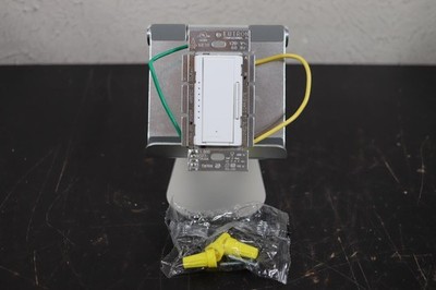 Lutron MACL-153M LED Single Pole Dimmer - White