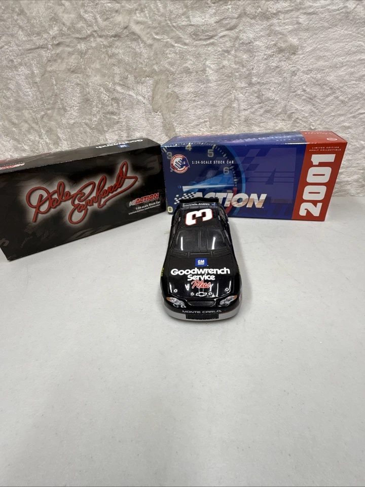 Dale Earnhardt #3 GM Goodwrench Service Plus 2001 Monte Carlo Die-Cast  1:24 NIB - Image 3 of 4
