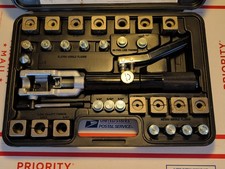 Professional Mastercool Universal Hydraulic Flaring Tool Set 71475 Professional Mastercool Universal Hydraulic Flaring Tool Set 71475