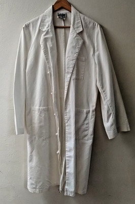 Landau Men's Doctor Coat Size 44 White Shoelace Button Professional or Halloween