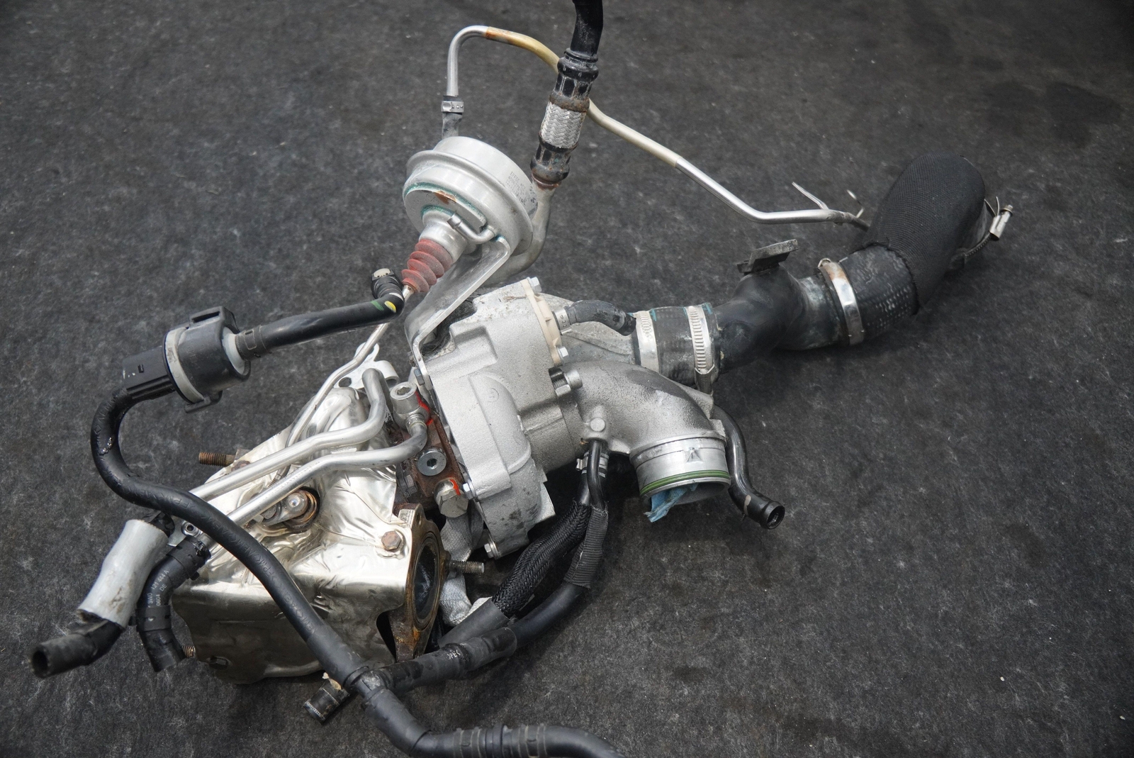 Right Engine Turbo Turbocharger 07C145061AK Bentley Flying Spur 2006-13+ GT GTC