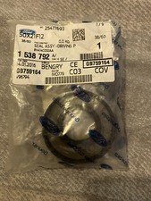 Genuine Ford Driving Pinion Oil Seal 1538792 for sale online | eBay