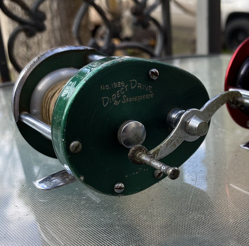 Shakespeare - Direct Drive Fishing Reel, No. 1921D Model FH